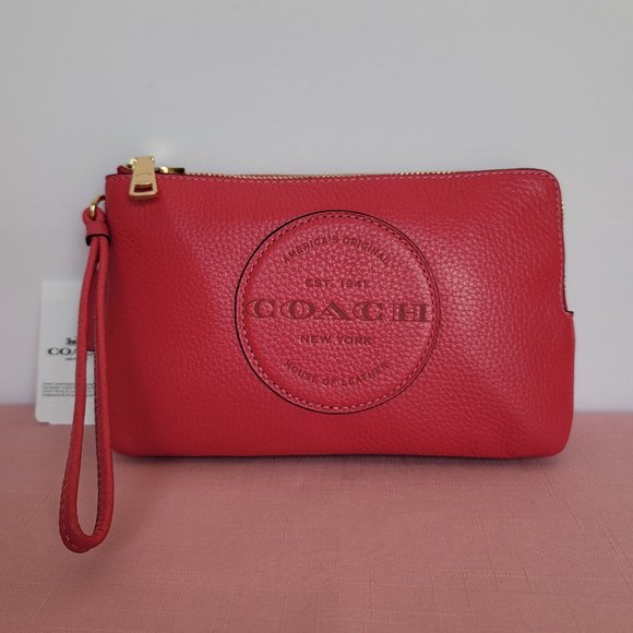 COACH Dempsey Double Zip Wristlet with Patch - Fuchsia color 🎈$98. ⭐ - Picture 2 of 16
